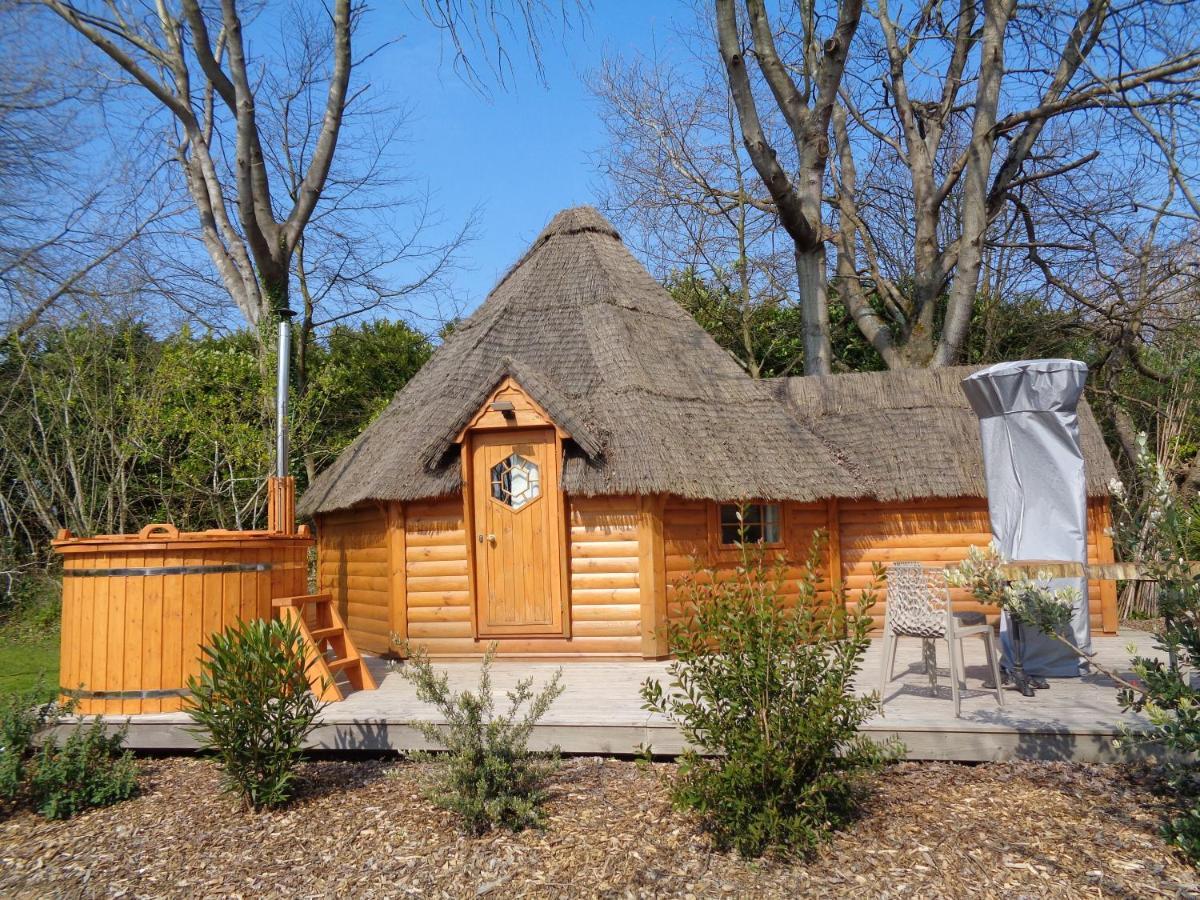 Tonn"O Loisirs Villa Servel Exterior foto